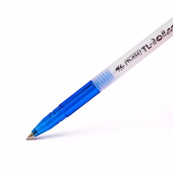 Bút bi Thiên Long 034 xanh (ngòi 0.5mm)